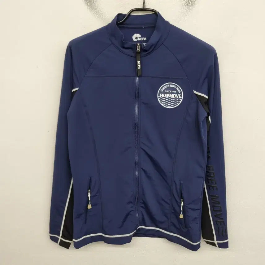 [BUNJANG] Nepa Women's Zip-Up Rash Guard Swimsuit (Size 77) / [여성77 size] 네파 집업 래쉬가드 수영복