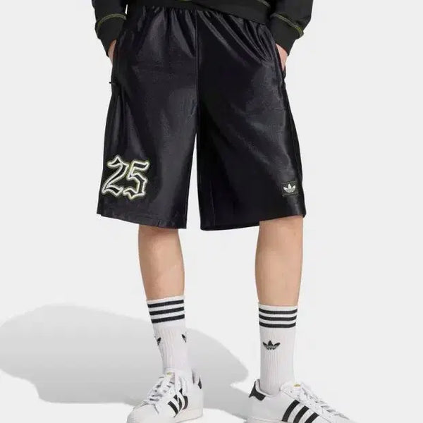 [BUNJANG] Adidas Number Graphic Shorts / [L]아디다스 넘버 그래픽 쇼츠