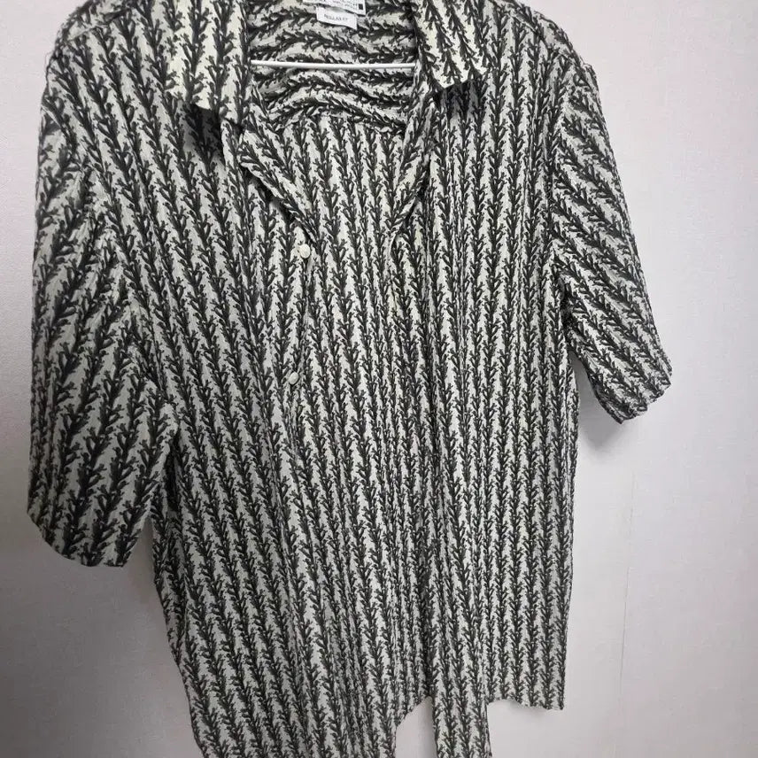 [BUNJANG] Zara Patterned Shirt / 자라 패턴 셔츠
