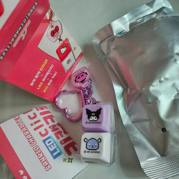 [BUNJANG] Sanrio Kuromi LED 2-Keycap Clicker Keychain / (무배/새상품)(1개) 쿠로미 산리오 LED 2구 클리커 키캡 키링