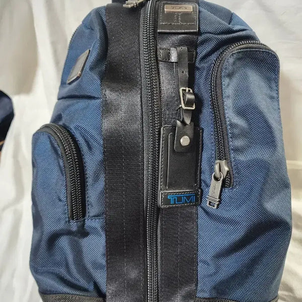 [BUNJANG] Tumi Sling Bag Navy / 투미 슬링백 블루