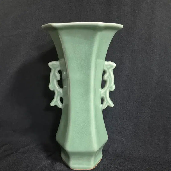 [BUNJANG] Maeja-cheong Yongcheon-yo Celadon Octagonal Vase / 매자청 용천요 양이 6각 화병 꽃병