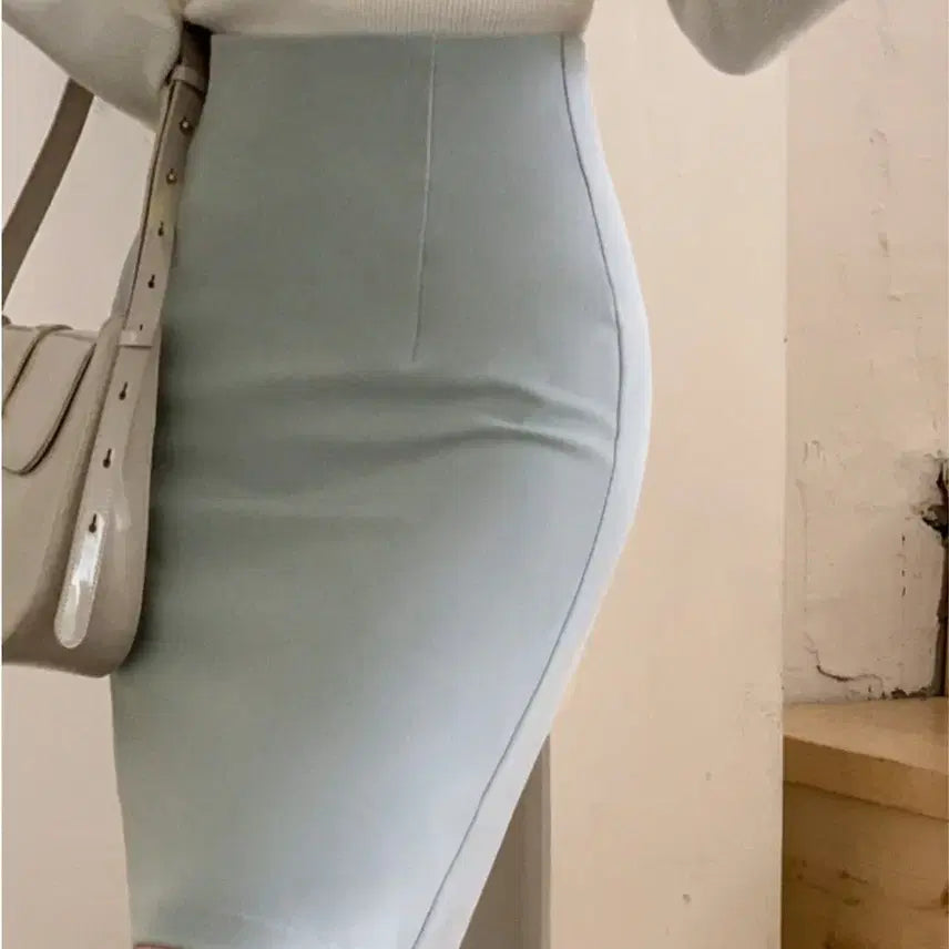 [BUNJANG] H-Line Skirt Sky Blue Size M / H라인 스커트( 하늘색. m사이즈)