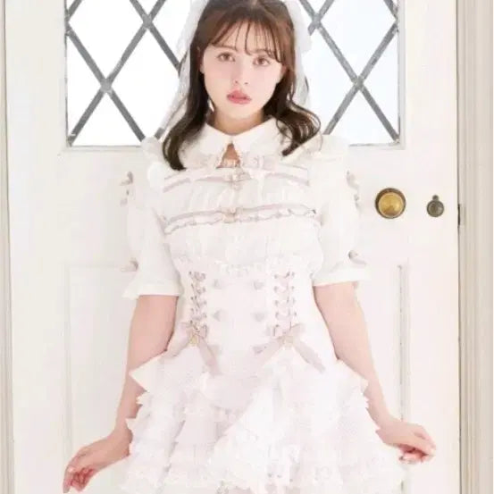 [BUNJANG] LIZ LISA Corset-Like Cut Blouse Rosita / 리즈리사 코르셋 라이크 컷 블라우스 로지타 마즈 피움 양산형 미셸마카롱