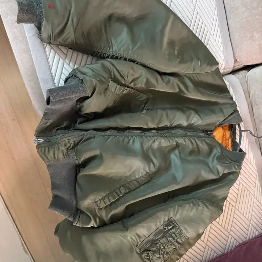 [BUNJANG] Alpha Industries MA-1 Original Flight Jacket 1963 / 1963년 오리지널 ma-1 알파인더스트리