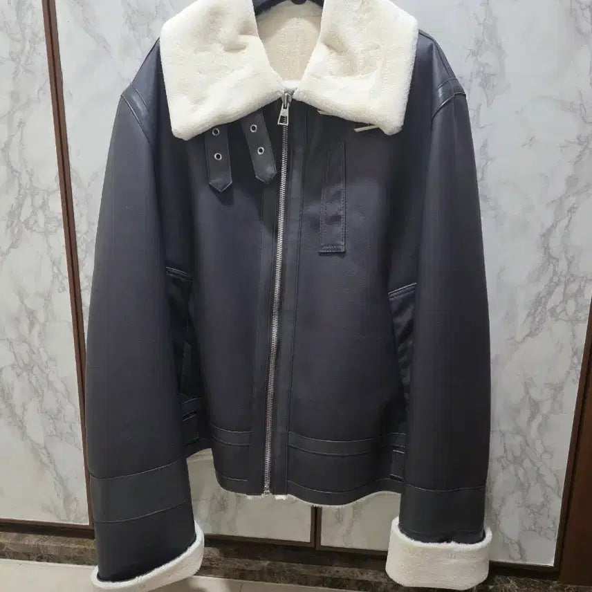 [BUNJANG] 23FW Songzio Shearling Coat / 23 송지오 무스탕 단품판매
