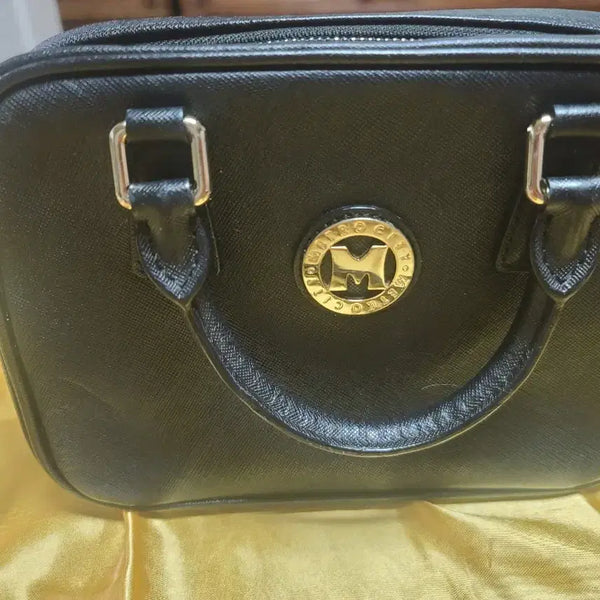 [BUNJANG] Metrociti Black Cross Bag Small / 메트로시티:블랙 크로스 작은백 상태는최상입니다
