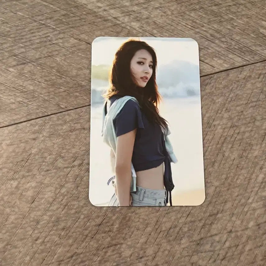 [BUNJANG] Girl's Day Darling Album Yura Photocard / 걸스데이 달링 앨범 유라 포카 판매