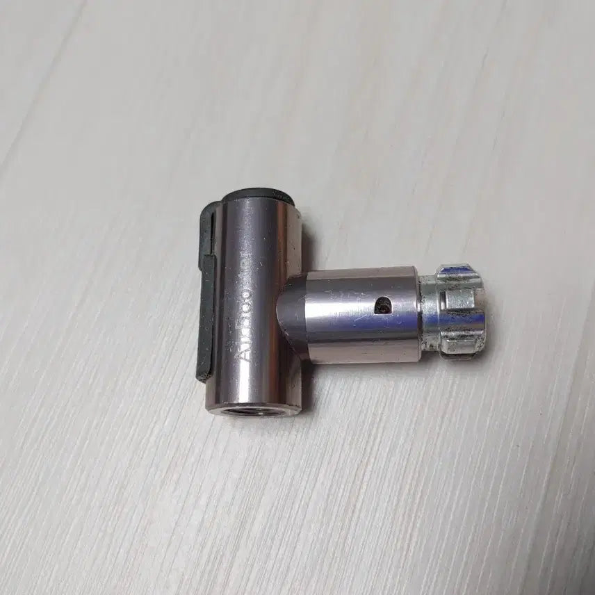 [BUNJANG] Topeak AirBooster CO2 Portable Pump Injector / 토픽 에어부스터 CO2 휴대용 펌프 인젝터  팝니다. (택포1.8만)