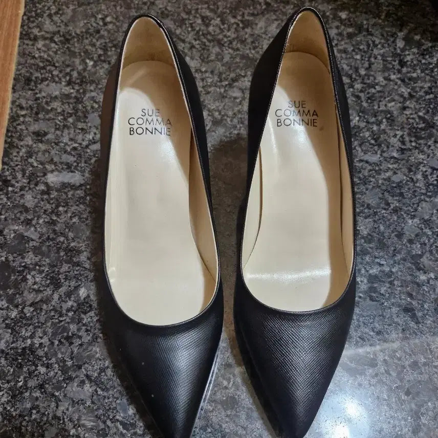 [BUNJANG] SUECOMMA BONNIE Black Heels 235 / 슈콤마보니 힐 블랙 235