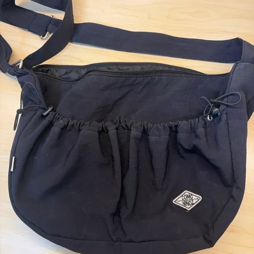 [BUNJANG] Comominoz Black Crossbody Bag / 꼬모니노즈 가방 가격내림ㅠㅠ