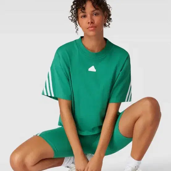 [BUNJANG] Adidas Women's Three-Stripes Cropped T-Shirt Size S / 여성 아이다스 삼선 크롭 티셔츠 S