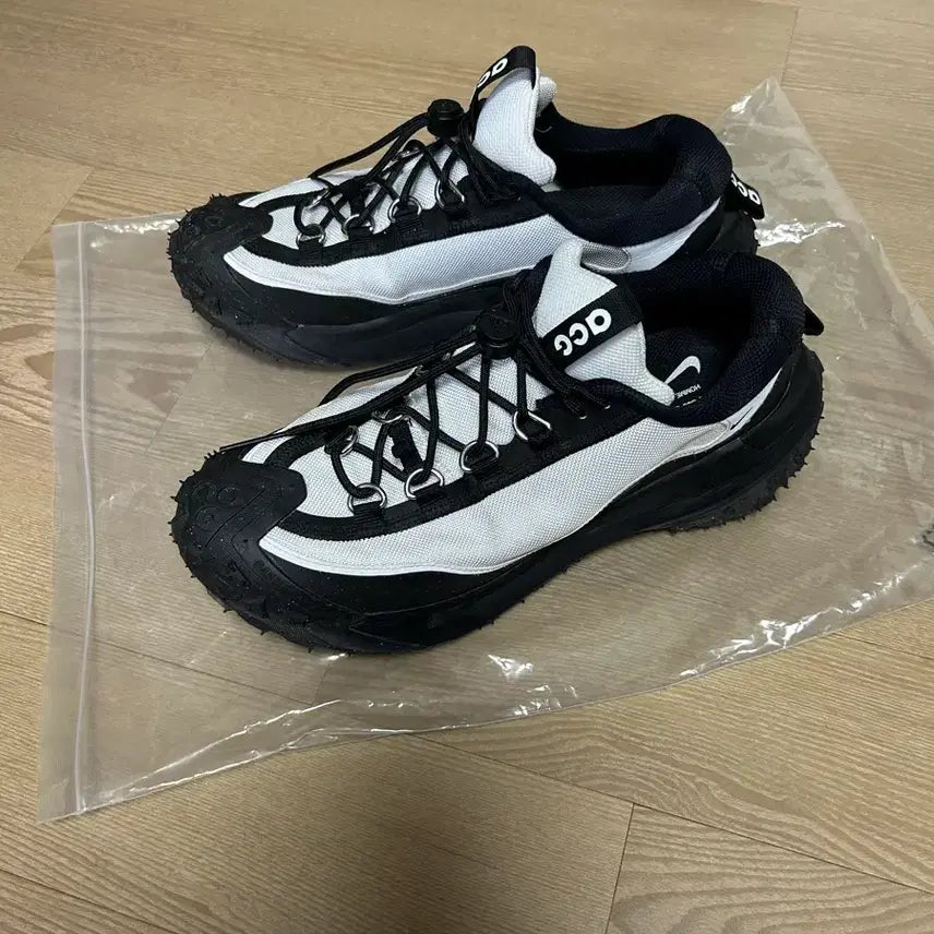 [BUNJANG] Nike x Comme des Garçons Homme Plus ACG Mountain Fly 2 Low Sneakers Black White / 나이키 x 꼼데가르송 옴므 플러스 ACG 마운틴 플라이2 로우 블랙화이트