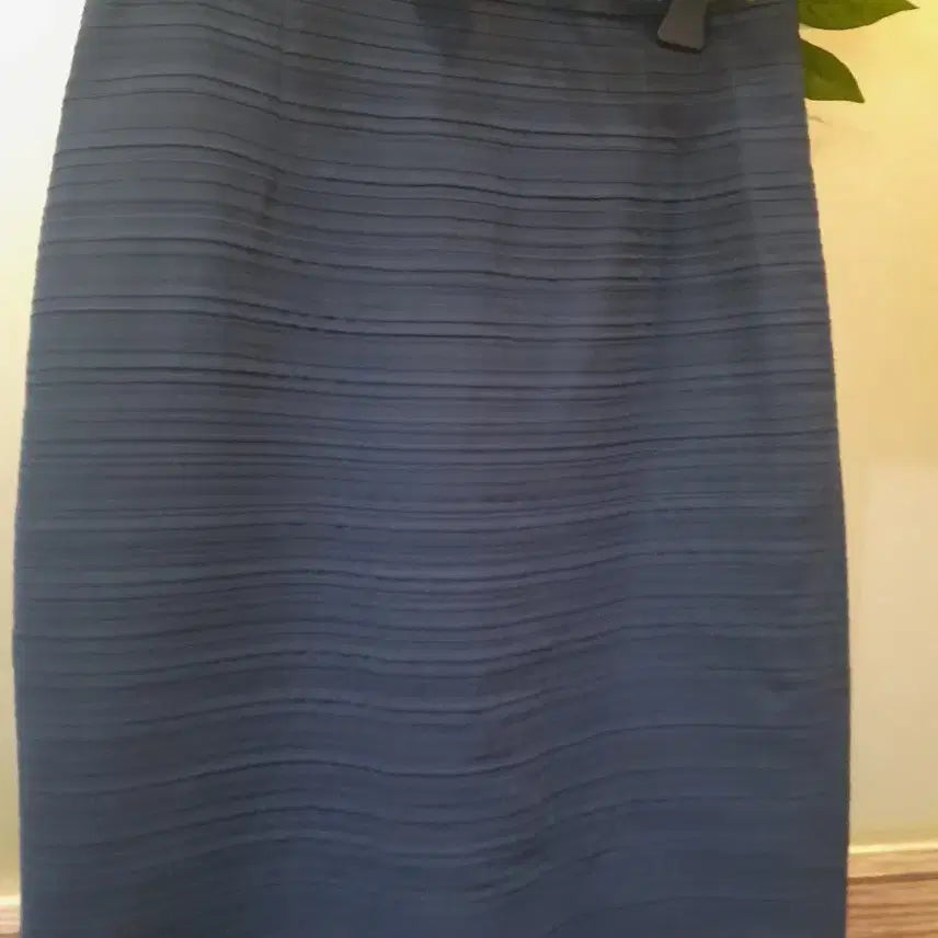 [BUNJANG] Jigott Striped Pencil Skirt Navy / 지코트 줄무늬 펜슬 스커트 네이비