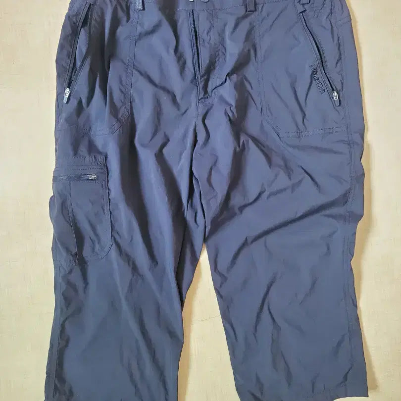 [BUNJANG] Mountia 7-Point Pants / 마운티아 7부 팬츠