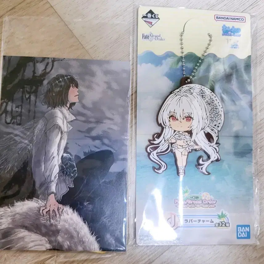 [BUNJANG] Fate/Grand Order Oberon Pre-Final Ascension Bonus Postcard & Lady Avalon Keychain Set / 페그오 오베론 최종재림전 특전 엽서&레이디아발론 키링 세트