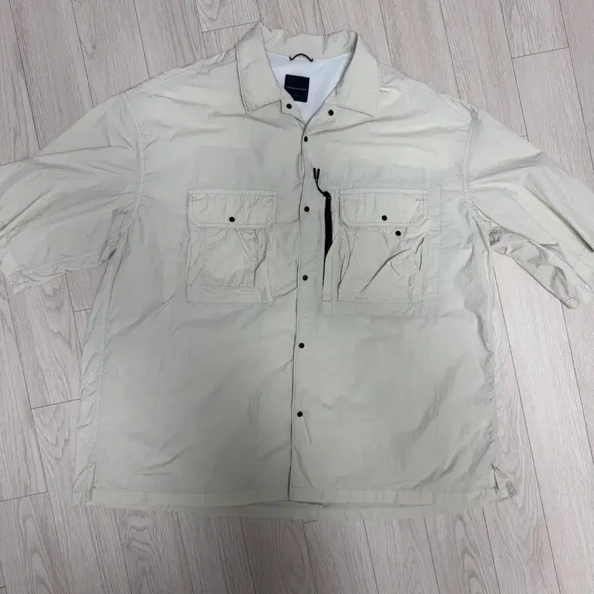 [BUNJANG] Moif Hiker Half Shirt Size 3 / 모이프 하이커 하프셔츠 3사이즈 마요