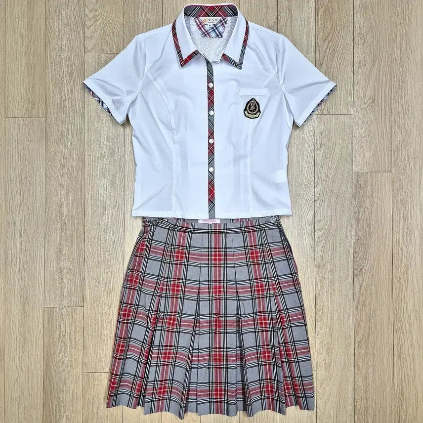 [BUNJANG] Mojeon Middle School Girls' Summer Uniform Blouse and Skirt Set / 모전중학교 여자 하복 교복 블라우스 스커트 치마 세트
