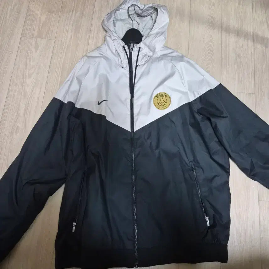 [BUNJANG] Nike PSG Collaboration Windbreaker 2XL / 나이키 psg 협업 바람막이 2XL