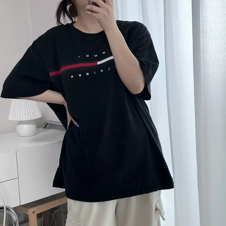 [BUNJANG] Tommy Hilfiger Black Big Logo Round Neck Short Sleeve T-Shirt XXL / 타미 블랙 빅로고 라운드 반팔티 [ XXL ]