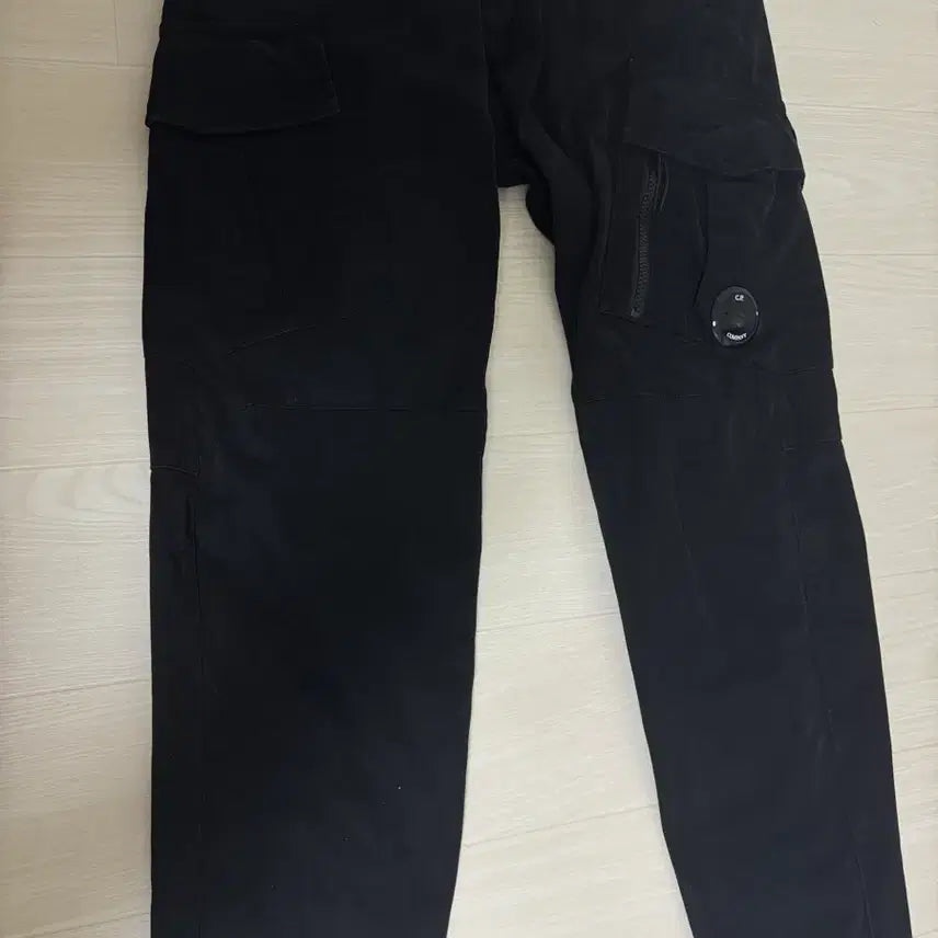 [BUNJANG] CP Company Lens Stretch Cargo Pants / CP컴퍼니 렌즈 스트레치 카고팬츠