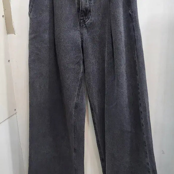 [BUNJANG] KUHO Signature Semi Wide Denim Pants / 구호 시그니처 세미 와이드 데님