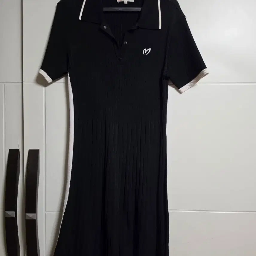[BUNJANG] Master Bunny Black Short Sleeve Dress / 마스터바니   블랙 반팔 원피스2