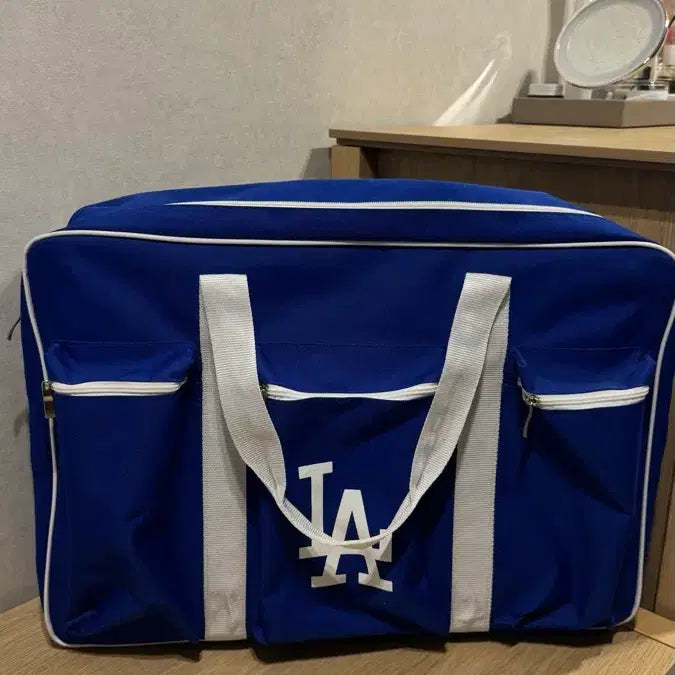 [BUNJANG] LA Dodgers Blue Duffle Bag / LA다저스 더플백 블루