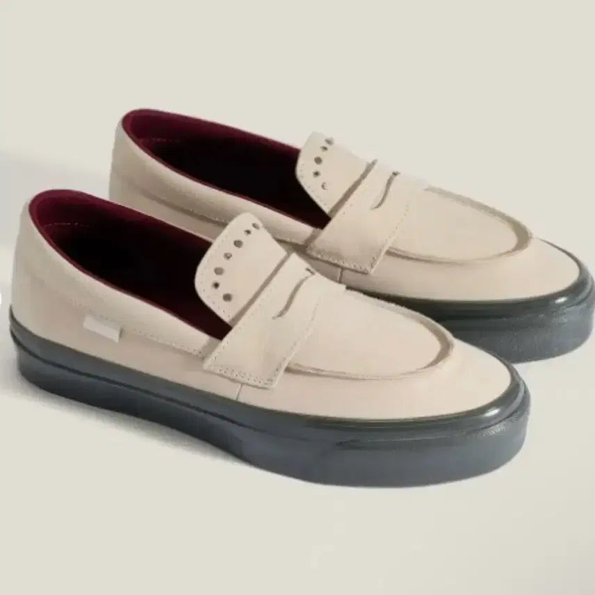 [BUNJANG] Vans Premium Loafer 53 LX / 반스 프리미엄 로퍼 265