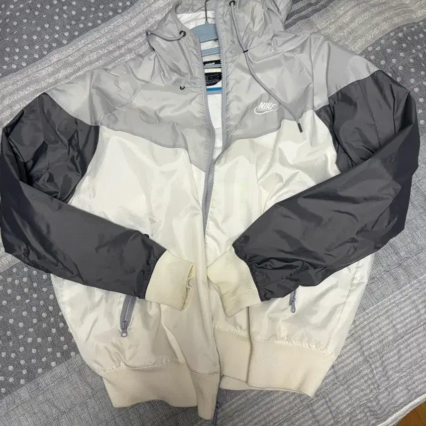 [BUNJANG] Nike Windbreaker / 나이키 바람막이