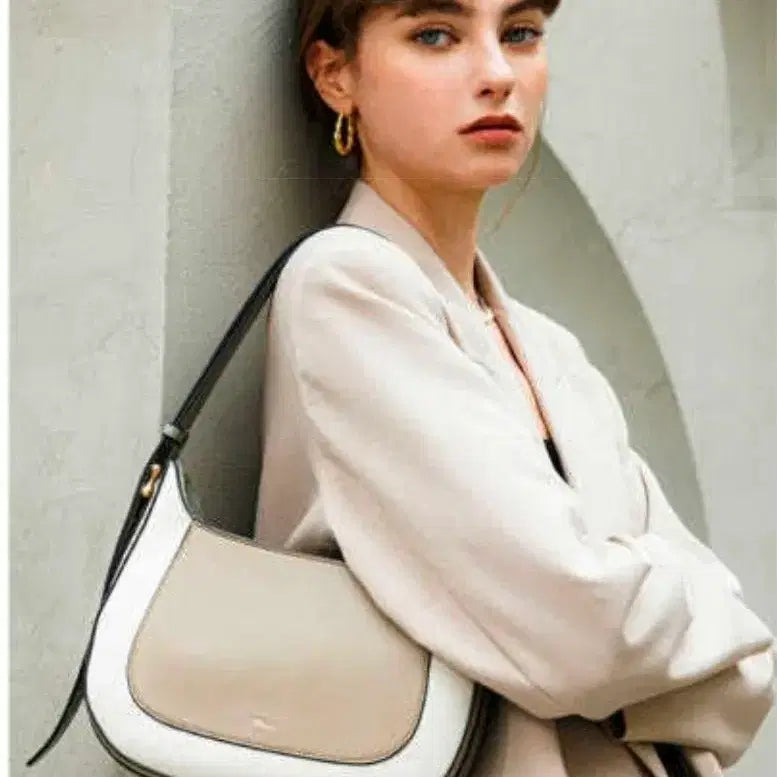 [BUNJANG] Tally Hobo Bag / 탈리 호보백