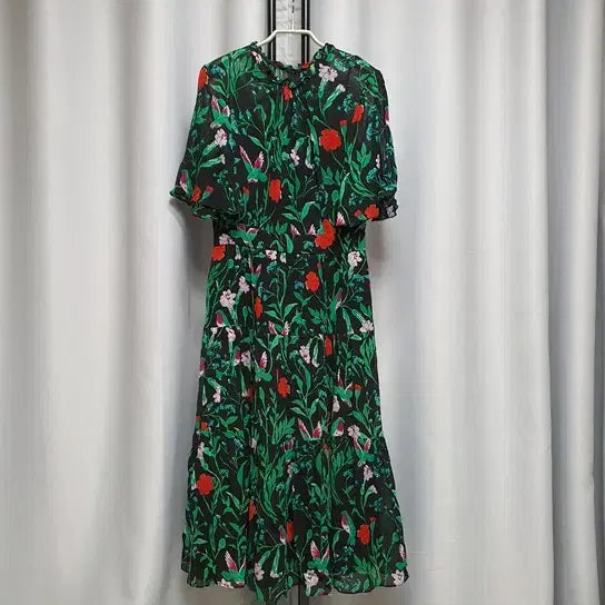 [BUNJANG] Imported 100% Silk Flower Pleated Flare Dress / 수입 실크 100 플라워 플리츠 플레어 원피스