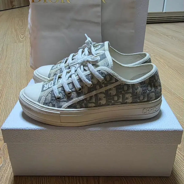 [BUNJANG] Dior Canvas Low-Top Sneakers Women's Size 36 / 디올 캔버스 로우탑 스니커즈 여성용 36싸이즈 (정품)