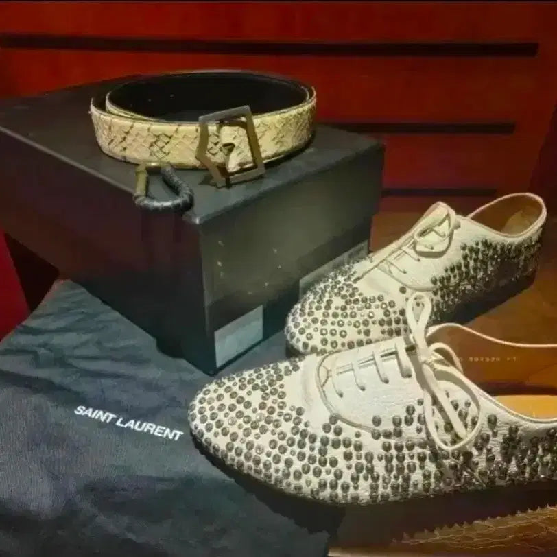 [BUNJANG] Saint Laurent Betty & Lulu Derby Shoes by Hedi Slimane / 생로랑 베티&블루 더비슈즈 by 에디슬리먼