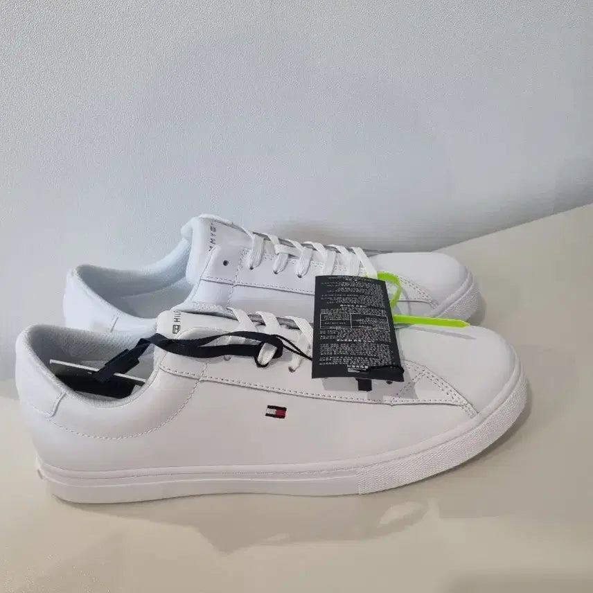 [BUNJANG] Tommy Hilfiger Sneakers White Men's Size 270 / 타미힐피거 스니커즈 화이트 새상품