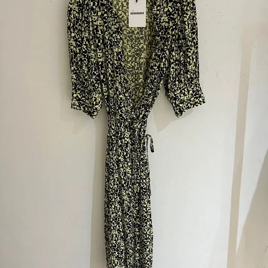 [BUNJANG] GANNI 2022 Patterned Rayon Dress / 가니 2022 패턴 드레스