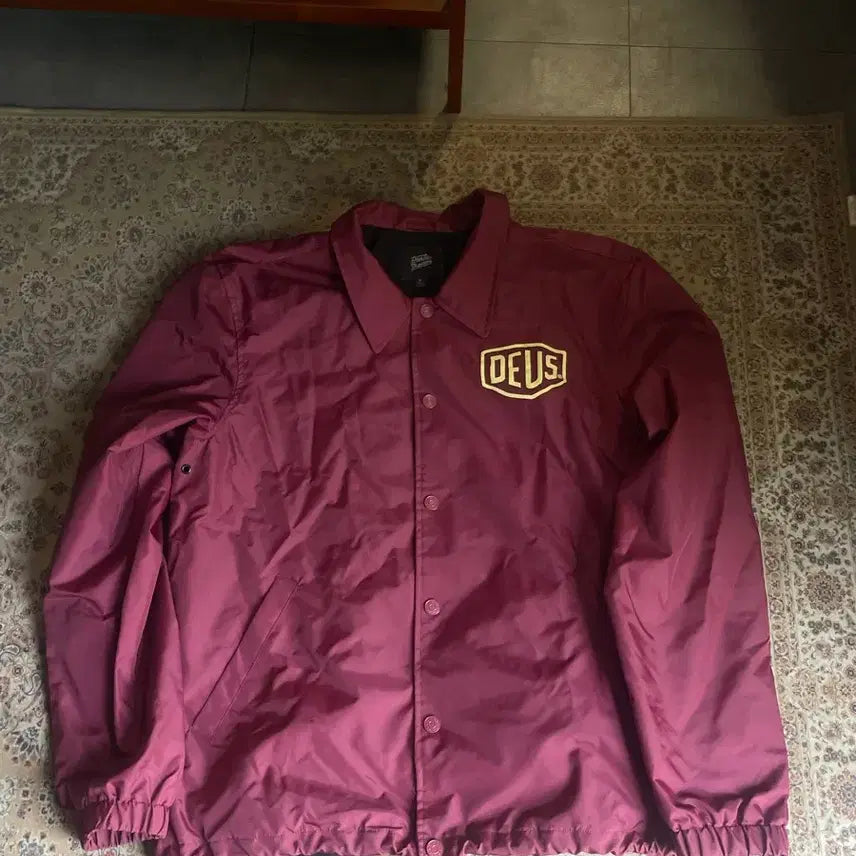 [BUNJANG] Deus Ex Machina Coach Jacket Burgundy / 데우스 코치자켓  버건디