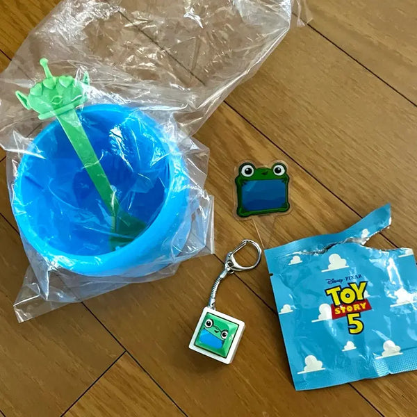 [BUNJANG] Baskin Robbins Toy Story Lilypad Keycap Keyring Set / [일괄완전새제품] 배스킨라빈스 배라 토이스토리 키캡키링 릴리패드