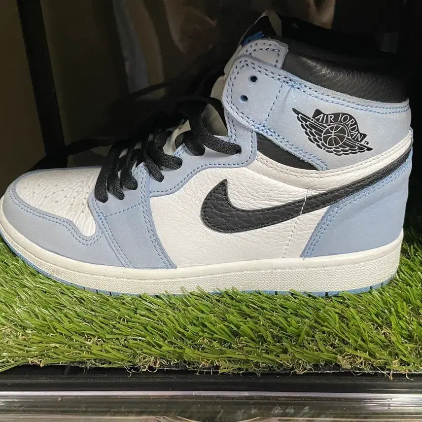 [BUNJANG] Nike Air Jordan 1 Retro High OG University Blue / 나이키 조던1 레트로 하이 og  유니버시티 블루 255사이즈
