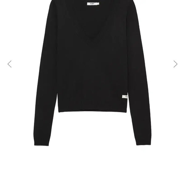 [BUNJANG] Glony G Deep V-Neck Knit Black Size S / 글로니 G 딥 브이넥 니트 블랙 S사이즈
