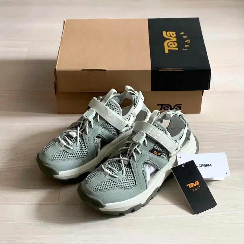 [BUNJANG] Teva Hurricane XLT3 CT Sandals Green 230 / (새상품) 테바 허리케인 XLT3 CT 샌들 230 그린