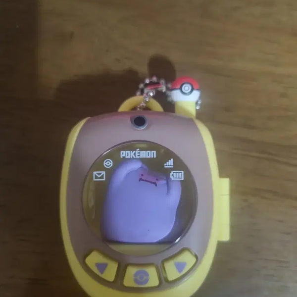 [BUNJANG] Pokemon Metamon Handphone Gacha Figure (Opened) / 메타몽 핸드폰 가챠 멘탈붕괴 중 성수 팝업 포켓몬