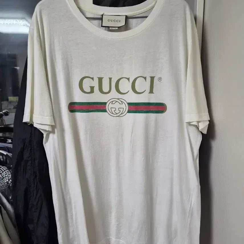 [BUNJANG] Gucci Logo Band Short Sleeve T-Shirt Size 100 / 구찌 띠로고 반팔티 100사이즈