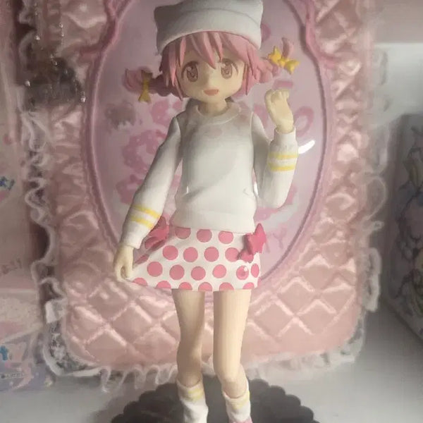 [BUNJANG] Madoka Magica Kaname Madoka Ichiban Kuji Magica Craft Charlotte Figure / 마도카 마기카 마마마 카나메 마도카 이치방쿠지 마기크래프트 샤를로테피규어