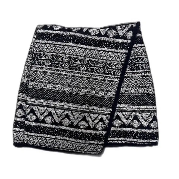 [BUNJANG] H&M Pattern Wrap Mini Skirt / H&M 패턴 랩 디자인 미니 스커트 / 블랙 스타킹 찰떡 코디