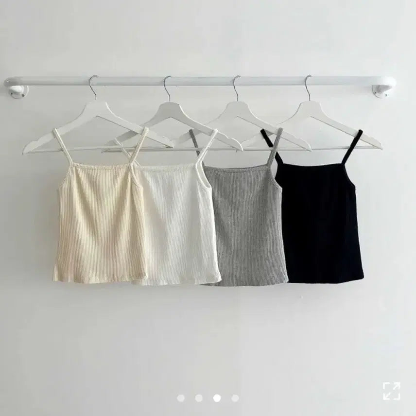 [BUNJANG] A-bly Ribbed Knit Sleeveless Crop Top / 에이블리 바스 테니 크롭 골지 나시