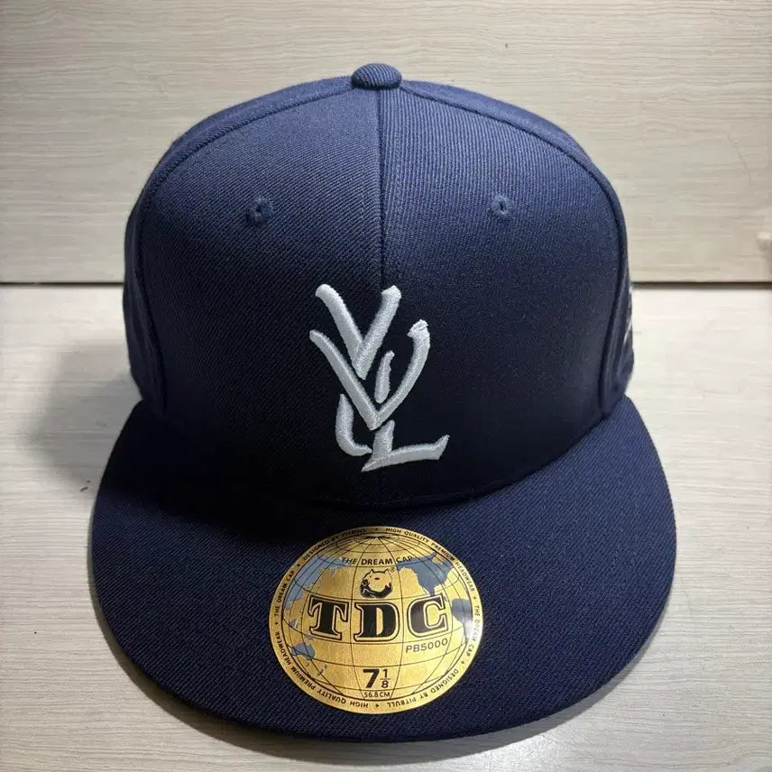 [BUNJANG] YVL Big Logo Navy Snapback / YVl BIG LOGO WHITE ON NAVY