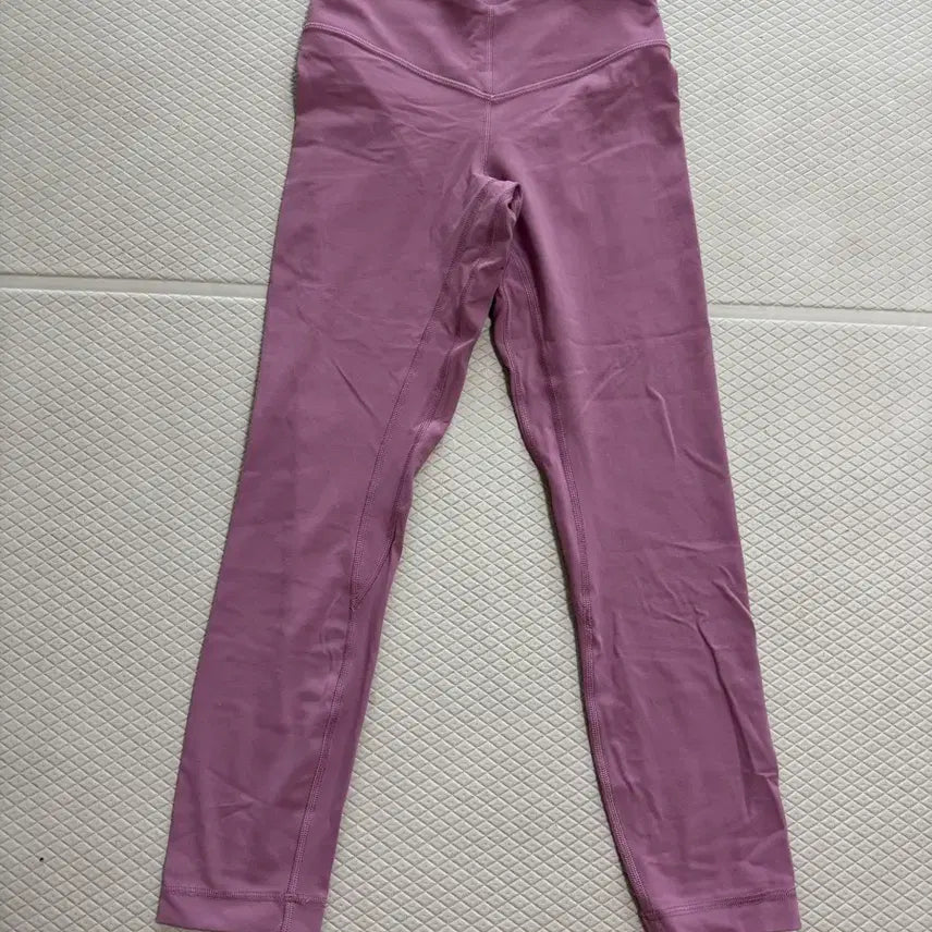 [BUNJANG] Lululemon Align Leggings Size 4 Pink / 룰루레몬 얼라인 레깅스 4사이즈 핑크