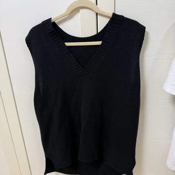 [BUNJANG] Black V-Neck Knit / 블랙 브이넥 니트
