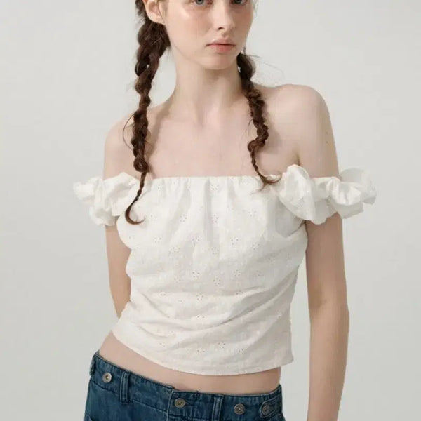 [BUNJANG] The Barnet Flower Eyelet Scrunch Top Blouse / 더바넷 플라워 아일렛 스크런치 탑 블라우스